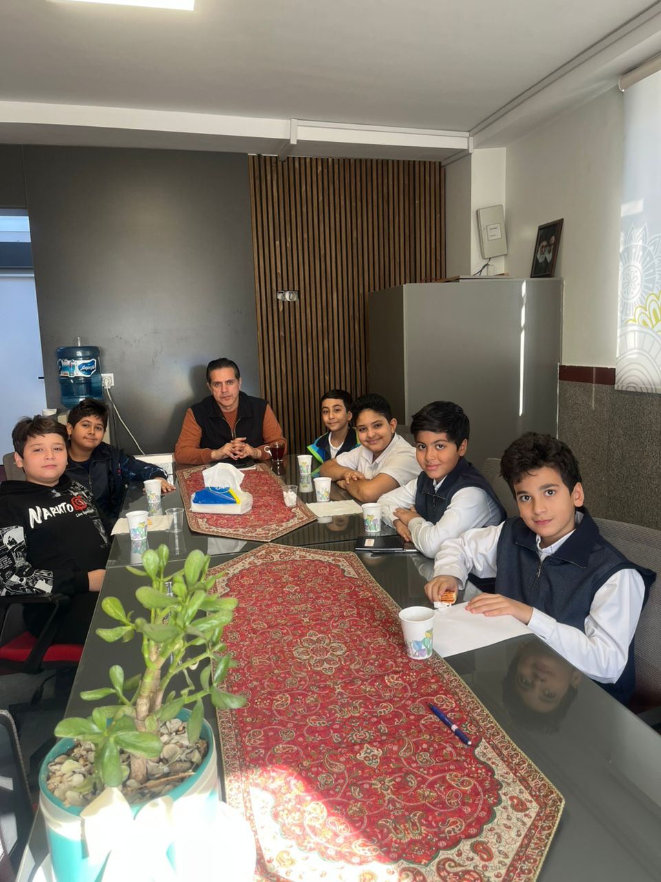 جلسه شورای دانش آموزی دانش آموزان واله در سال 1404